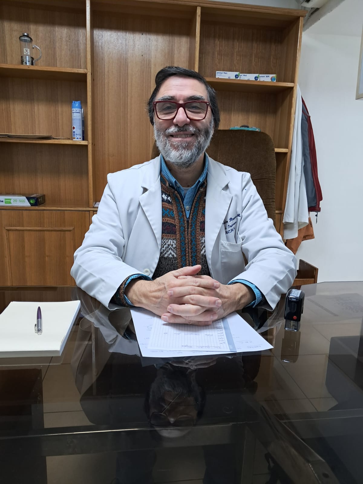 Dr. Gastón Reyes Martínez